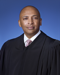 <a href="/law/faculty-staff/faculty/Darrin-Gayles/">Judge Darrin P. Gayles </a>
